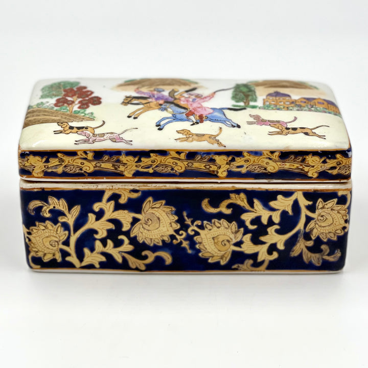 Antique Chinese Export Porcelain Box with Lid